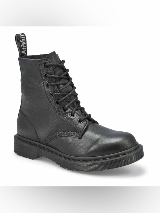 Dr. Martens Shoes - New Women’s Classic Dr. Martens 1460 PASCAL